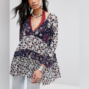 Free People Isabelle Purple Floral V Neck oversized knit tunic